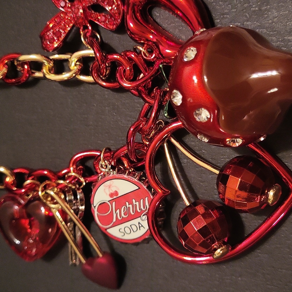 Betsey Johnson Chocolate Dipped Strawberry Cherry Bow Lips Gold Necklace AS IS - Picture 2 of 7